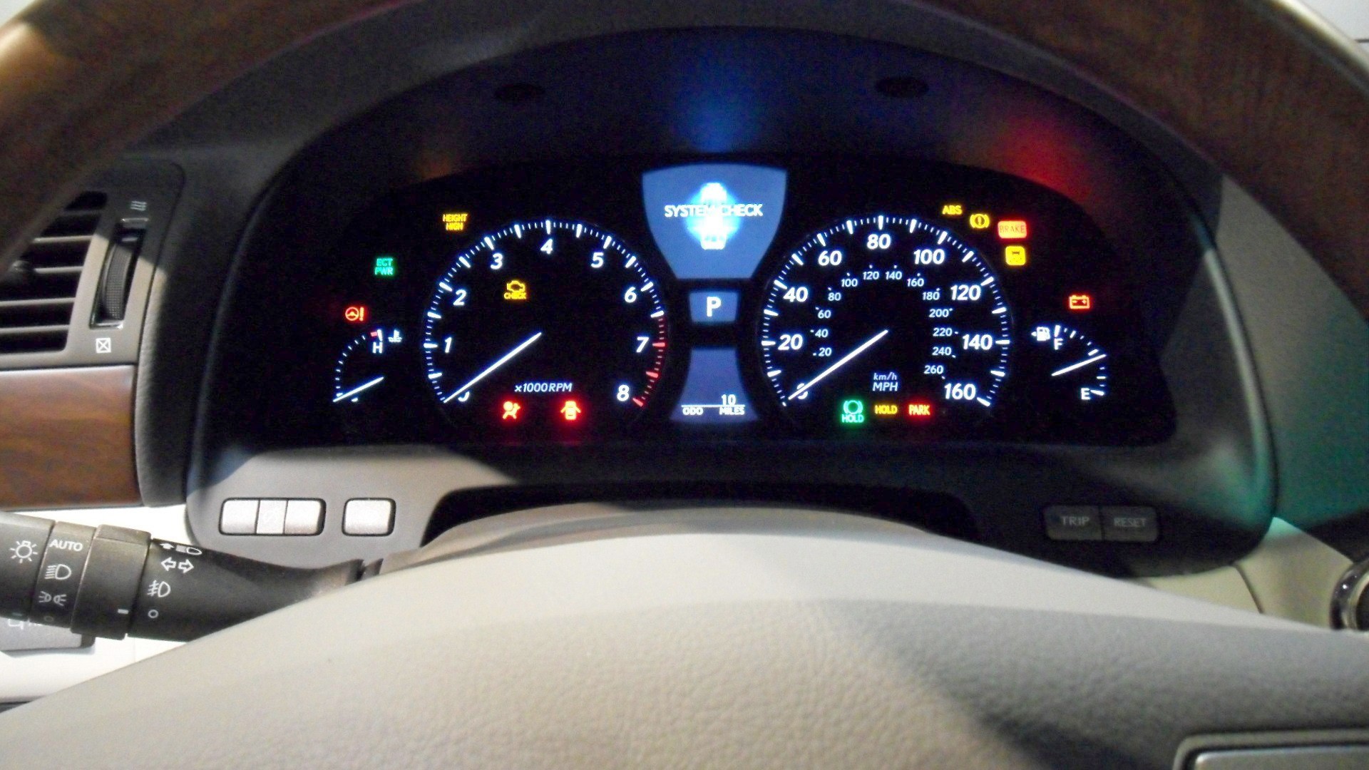 ​Мировая премьера флагманского Lexus LS пройдёт на Детройтском автосалоне 2017